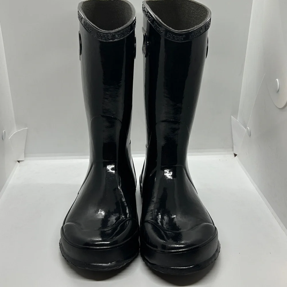 Youth Glossy Black Bogs  Waterproof Rubber Rain Boots Size 4